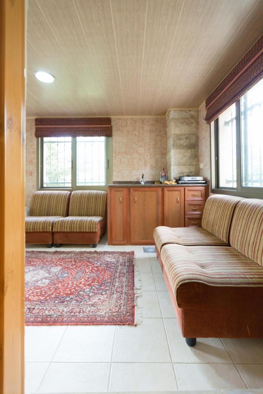 Mresty Guest House Mtolle Buitenkant foto